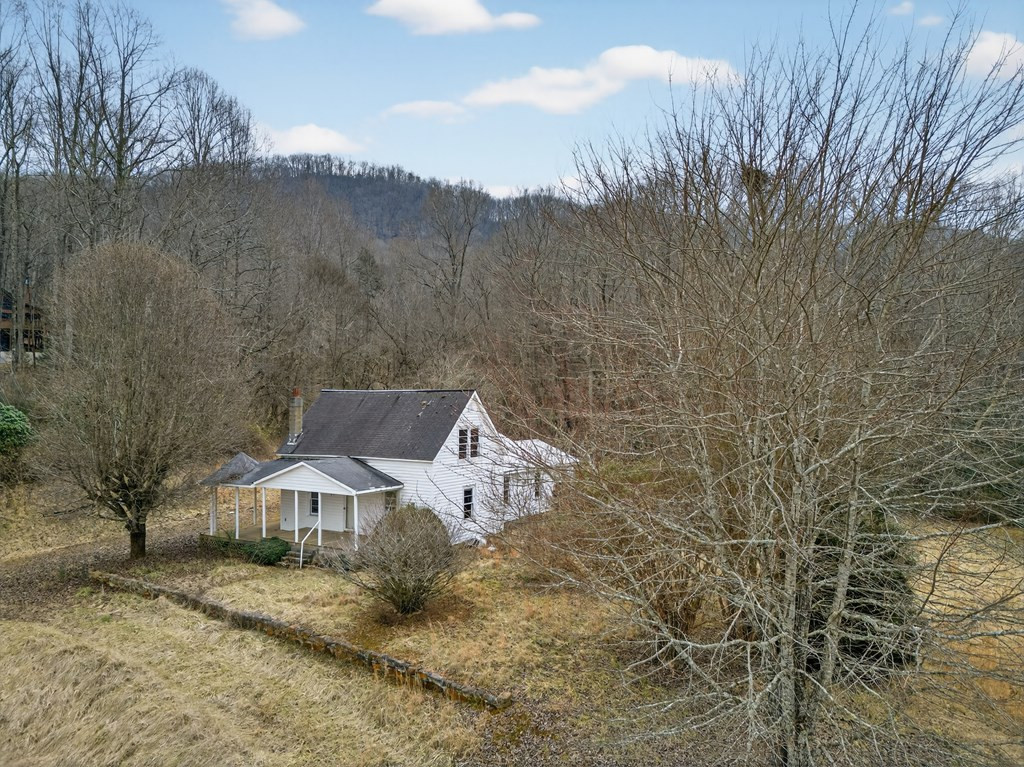 1917 Fairview Road Property Photo 25