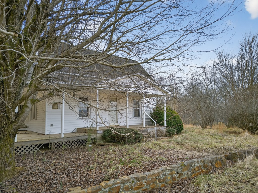 1917 Fairview Road Property Photo 29