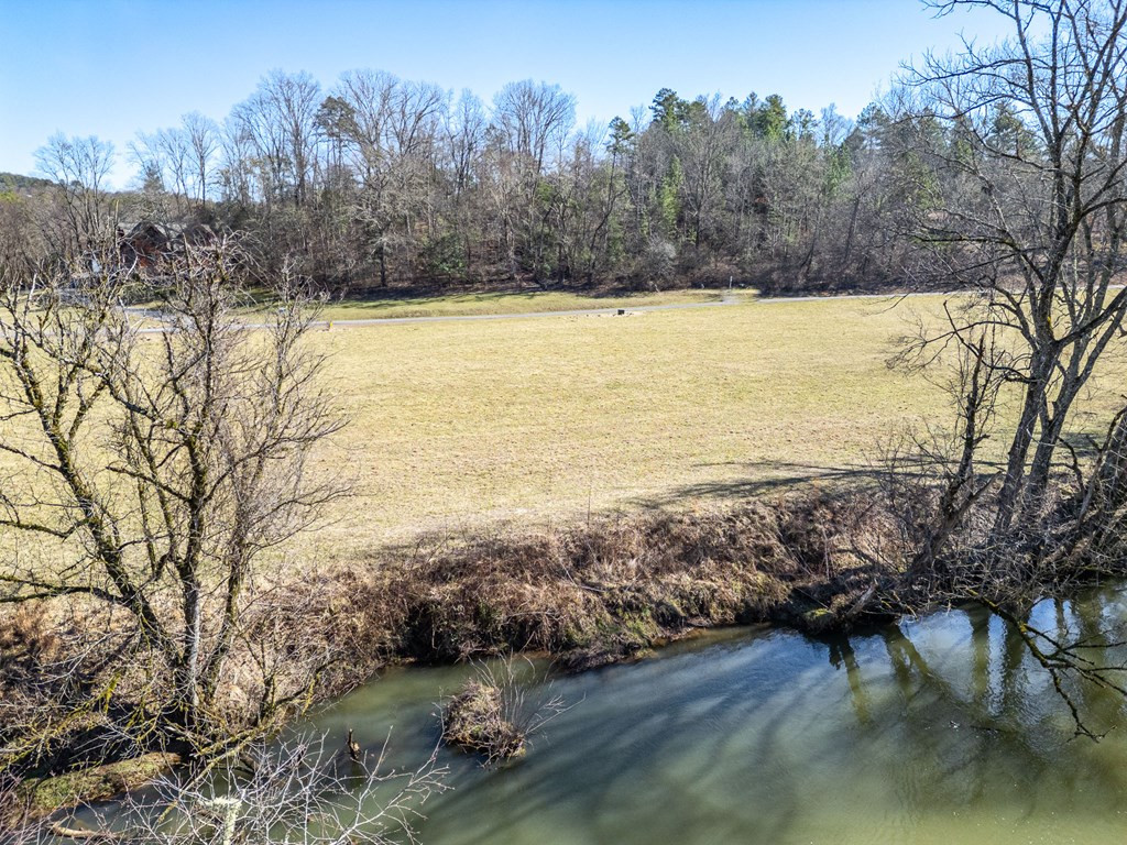 23 23&24 Butterball Boulevard Property Photo 6