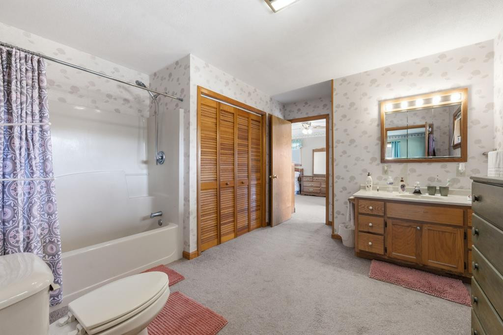 238 Lakeview Drive Property Photo 29