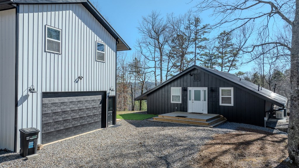 3160 Morrow Road Property Photo 2