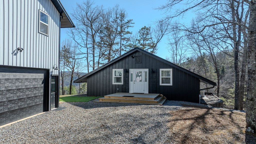 3160 Morrow Road Property Photo 5