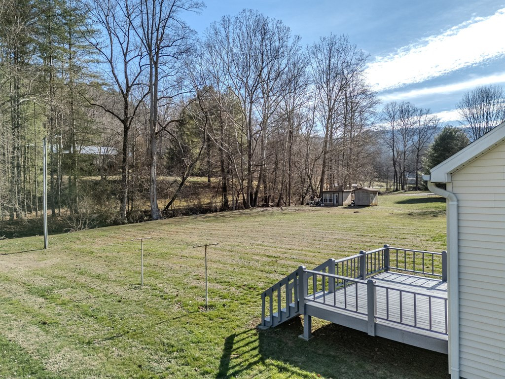 172 Eden Acres Drive Property Photo 2