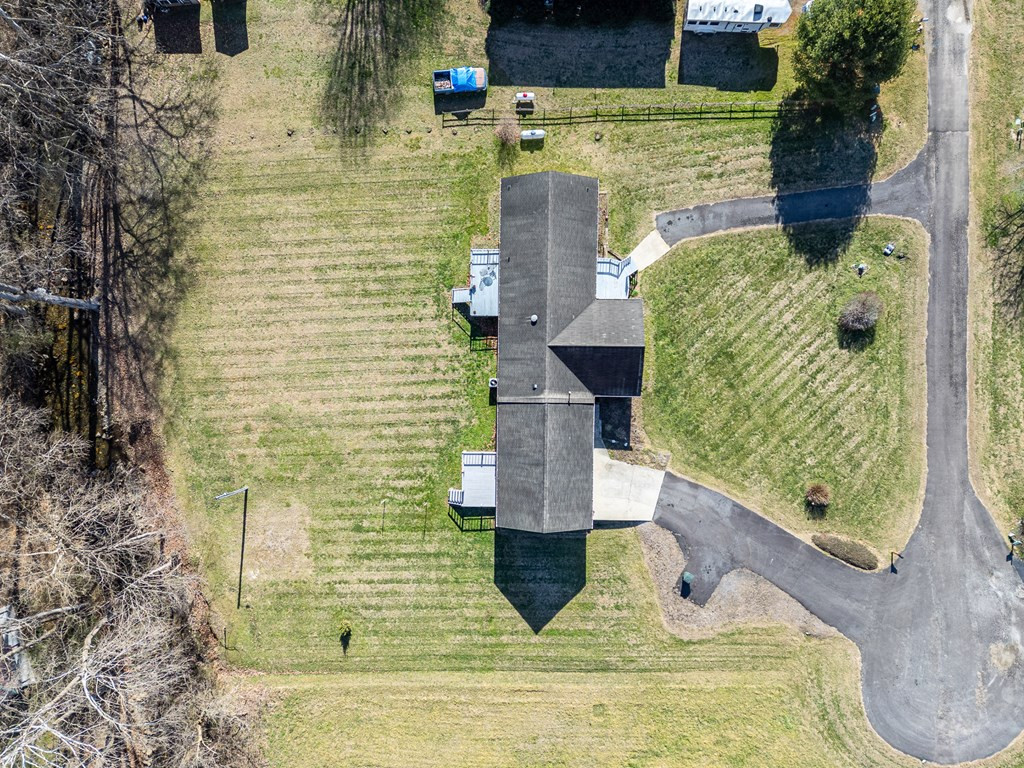 172 Eden Acres Drive Property Photo 9