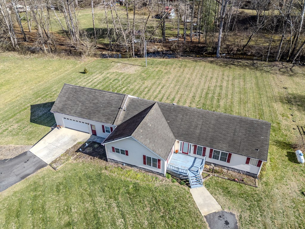 172 Eden Acres Drive Property Photo 12