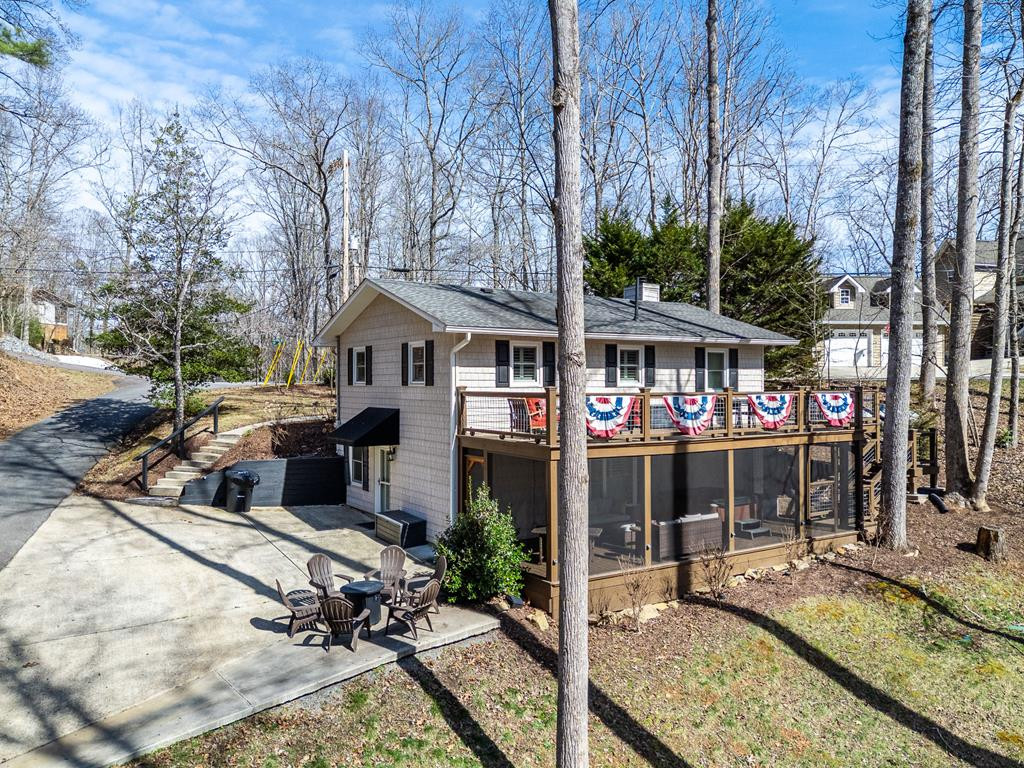 15 Lonesome Pine Property Photo 1