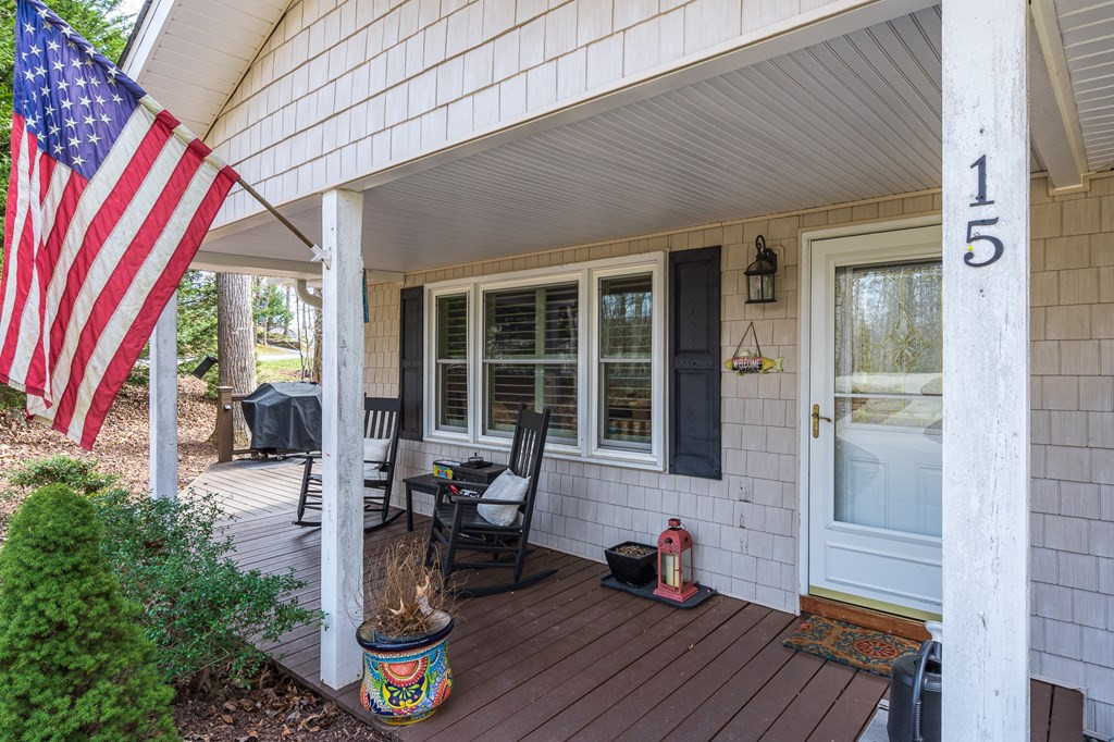 15 Lonesome Pine Property Photo 4