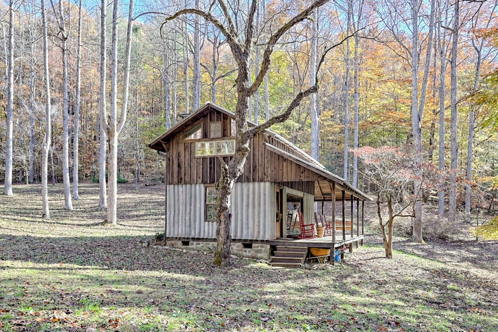 1307 Clear Creek Road Property Photo 11
