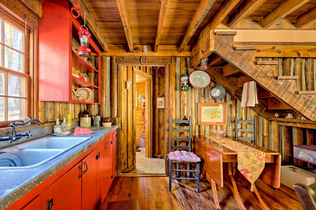 1307 Clear Creek Road Property Photo 20