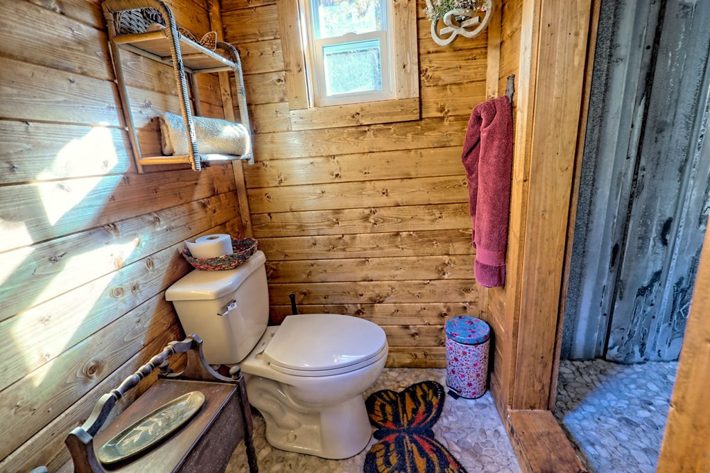 1307 Clear Creek Road Property Photo 21