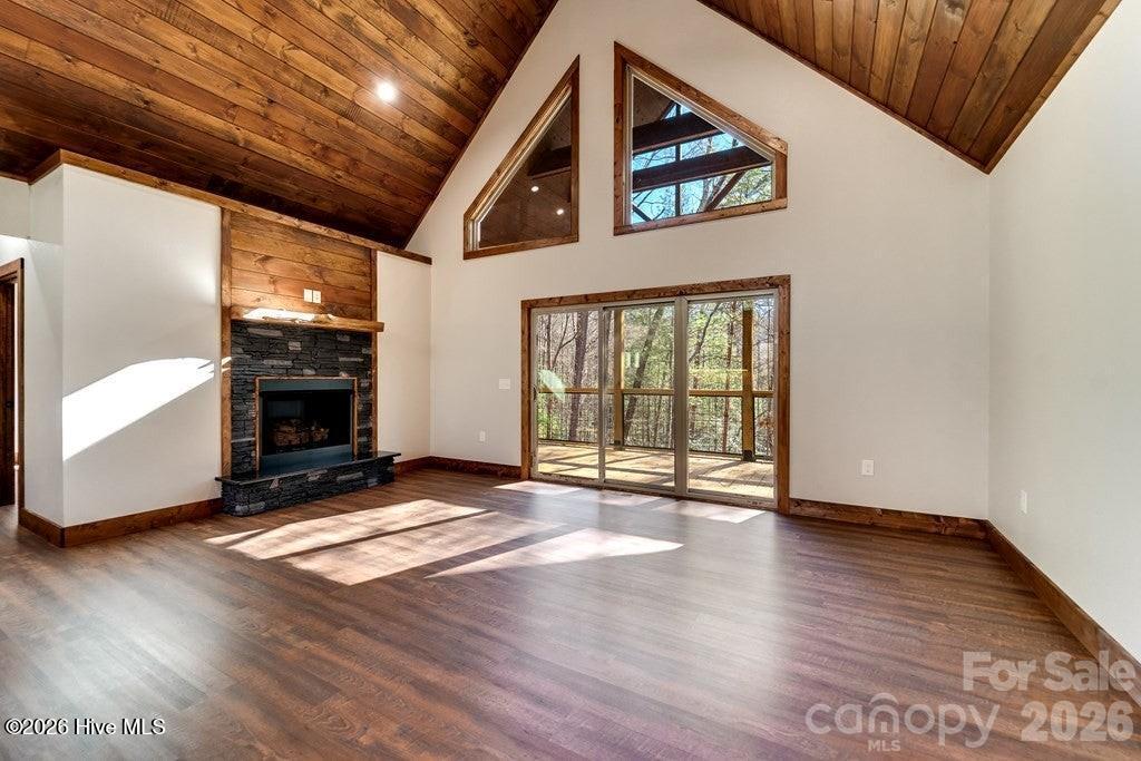397 Kennelly Loop Property Photo 7
