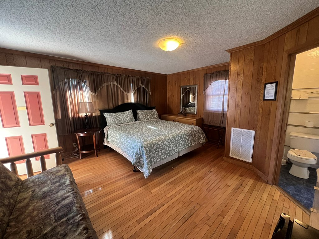 71 Laura Street Property Photo 5