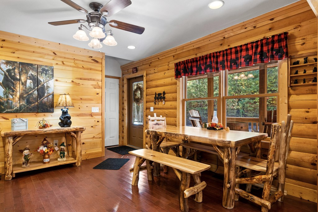 358 Misty River Circle Property Photo 17
