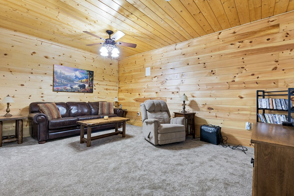 358 Misty River Circle Property Photo 37