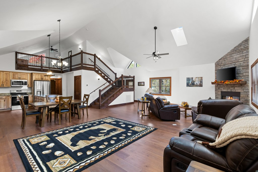 358 Misty River Circle Property Photo 47