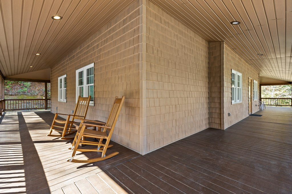 358 Misty River Circle Property Photo 61