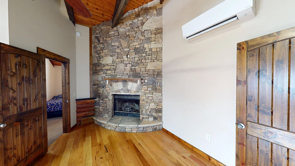 6785 Airport Road Property Photo 4