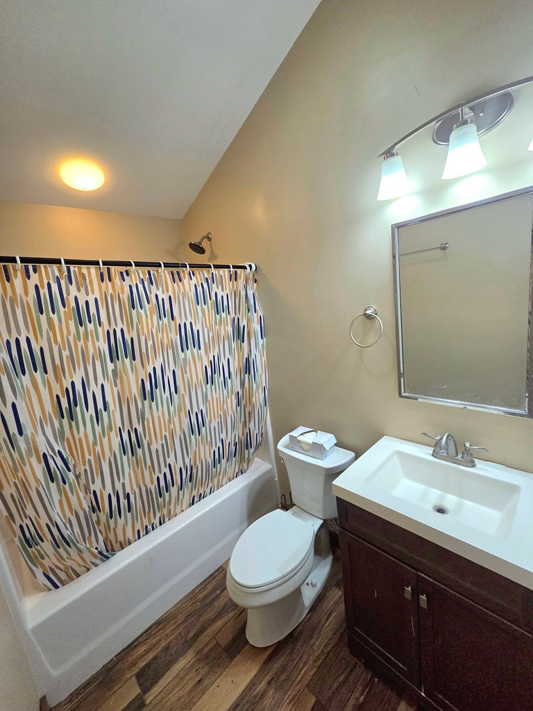 6785 Airport Road Property Photo 17