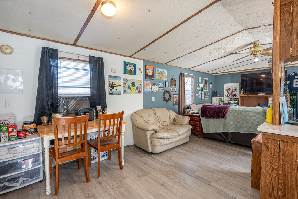 385 Aquone Property Photo 18