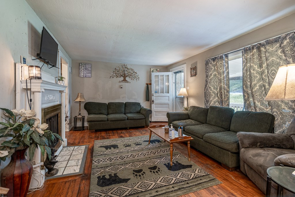 385 Aquone Property Photo 48