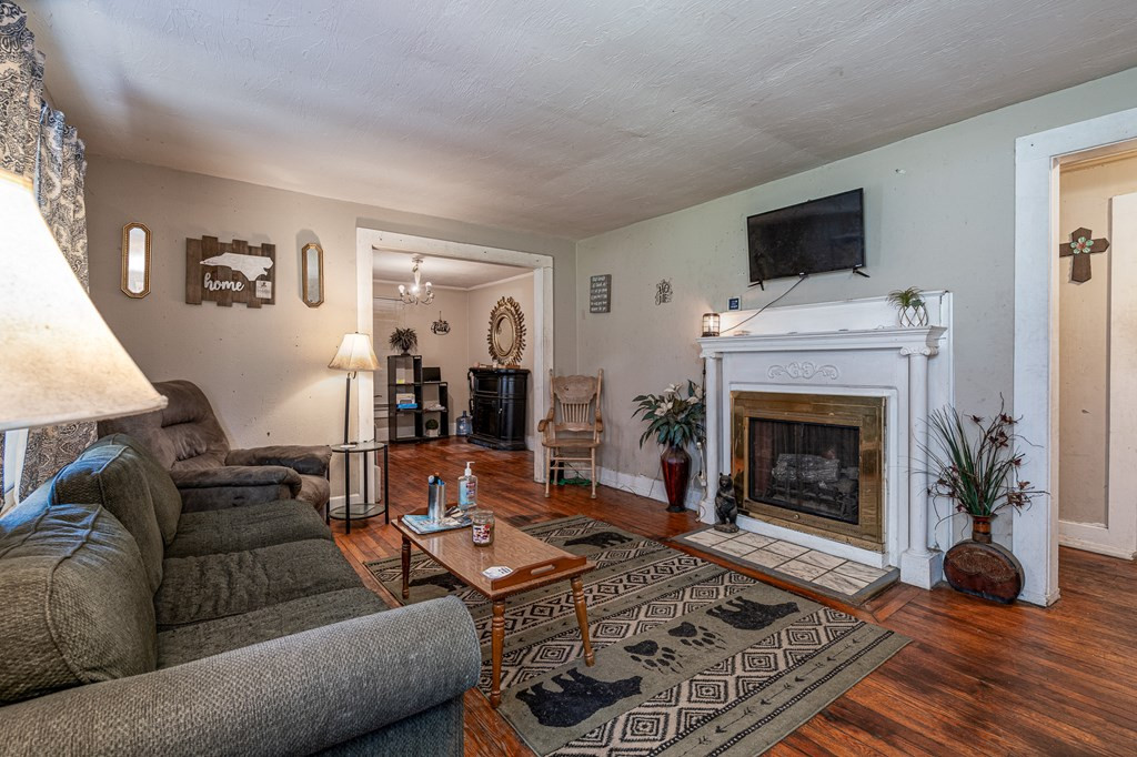 385 Aquone Property Photo 52