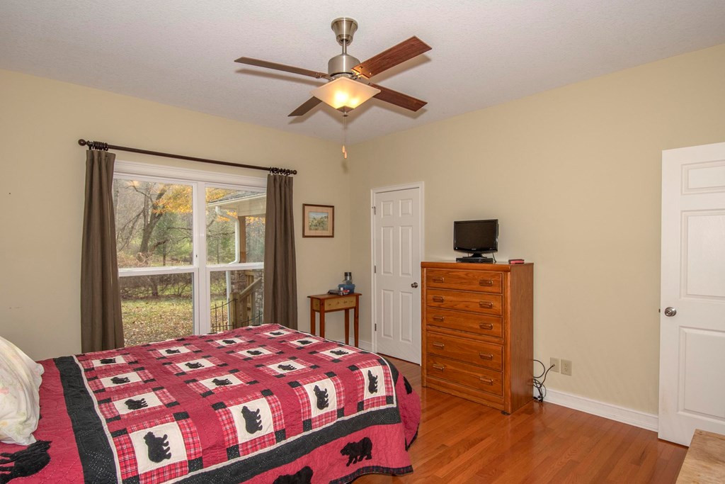11509 Hwy 64 E Property Photo 24