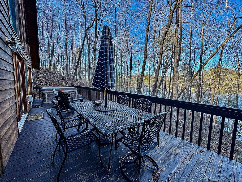 50 Lake Drive Property Photo 7