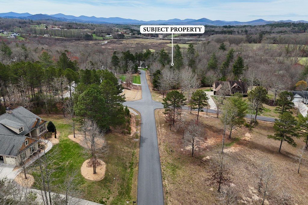00 Yonah Way Property Photo 13