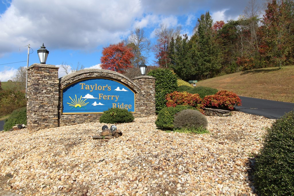 Lot 17 Old Taylors Ferry Ridge Property Photo 9