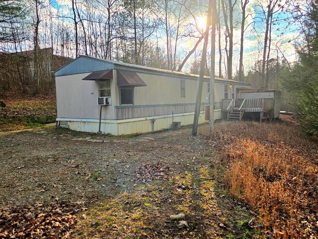 196 Johnson Ridge Property Photo 1