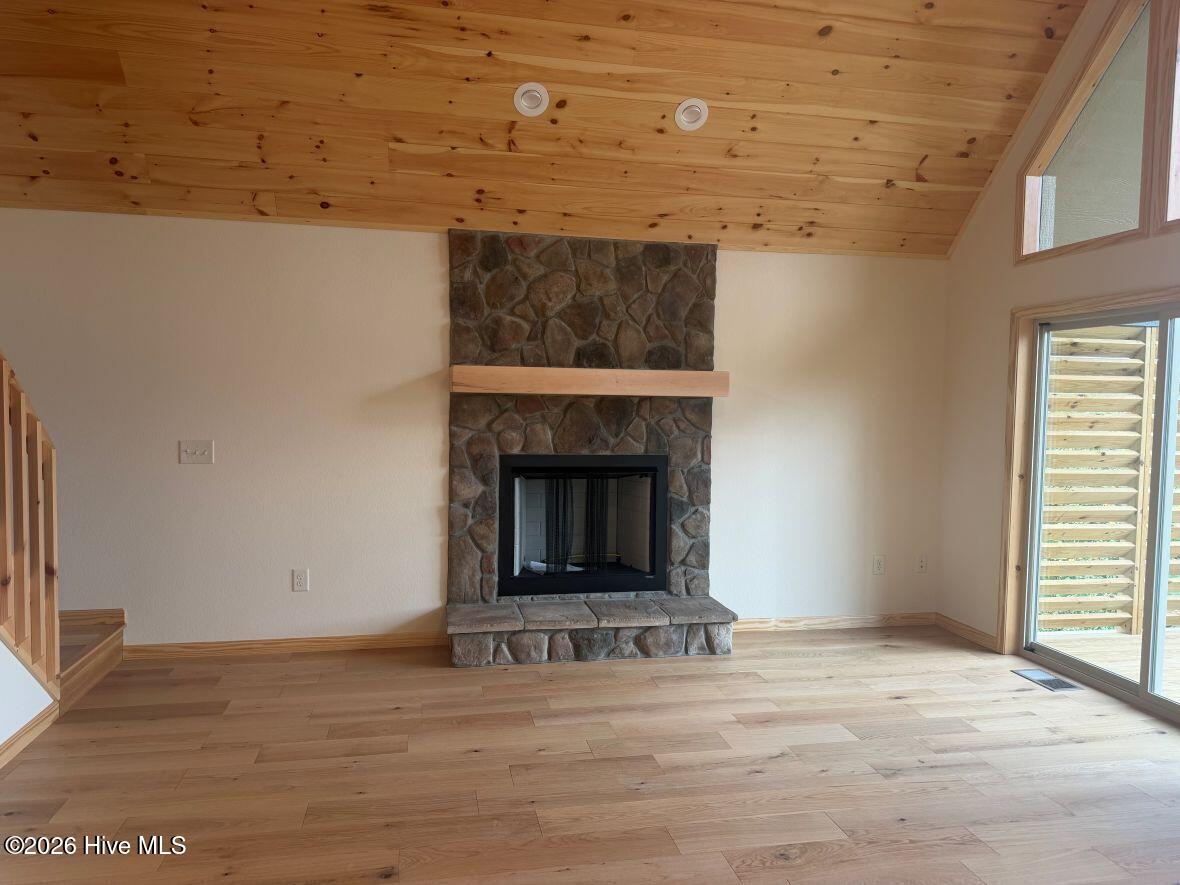 821 Point Overlook Trail Property Photo 2