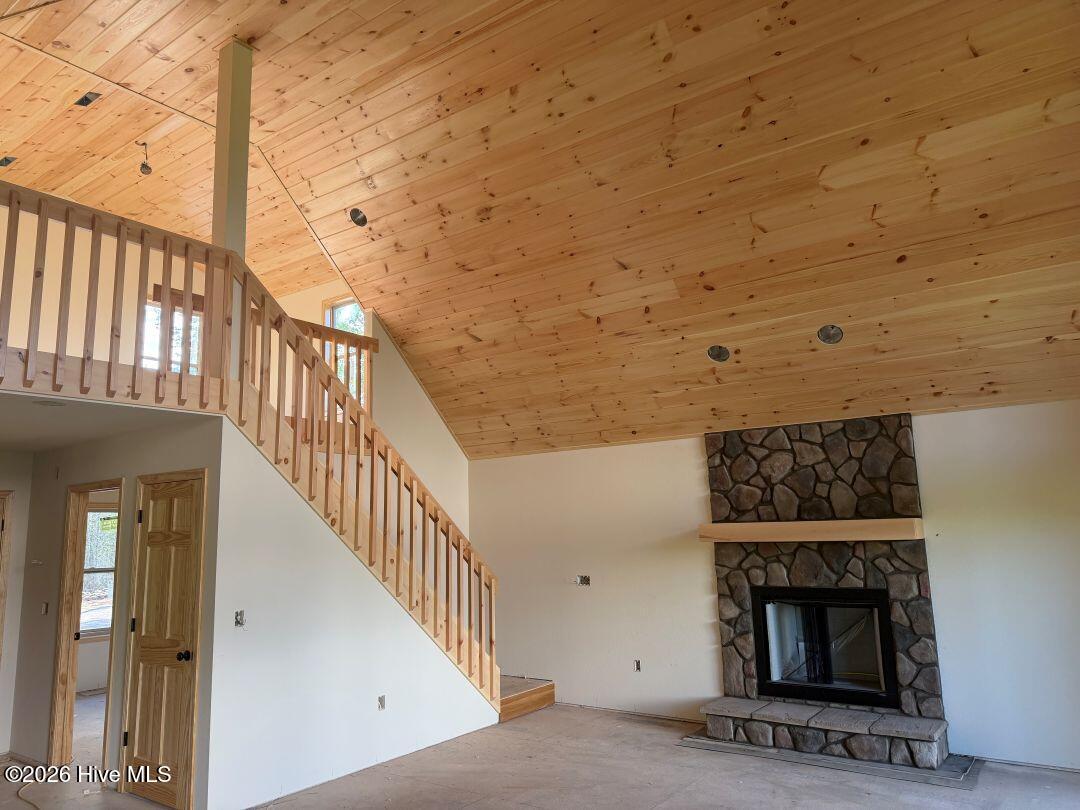 821 Point Overlook Trail Property Photo 5