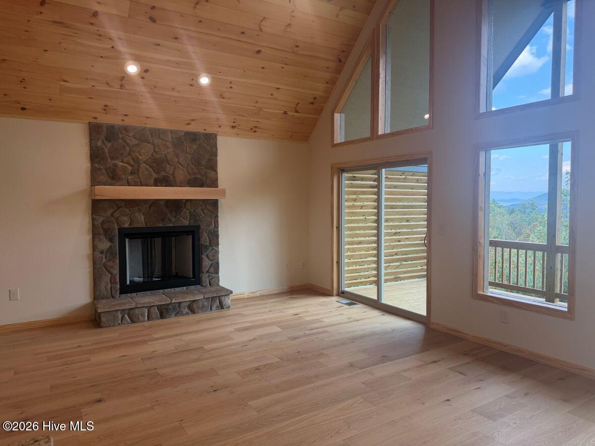 821 Point Overlook Trail Property Photo 5