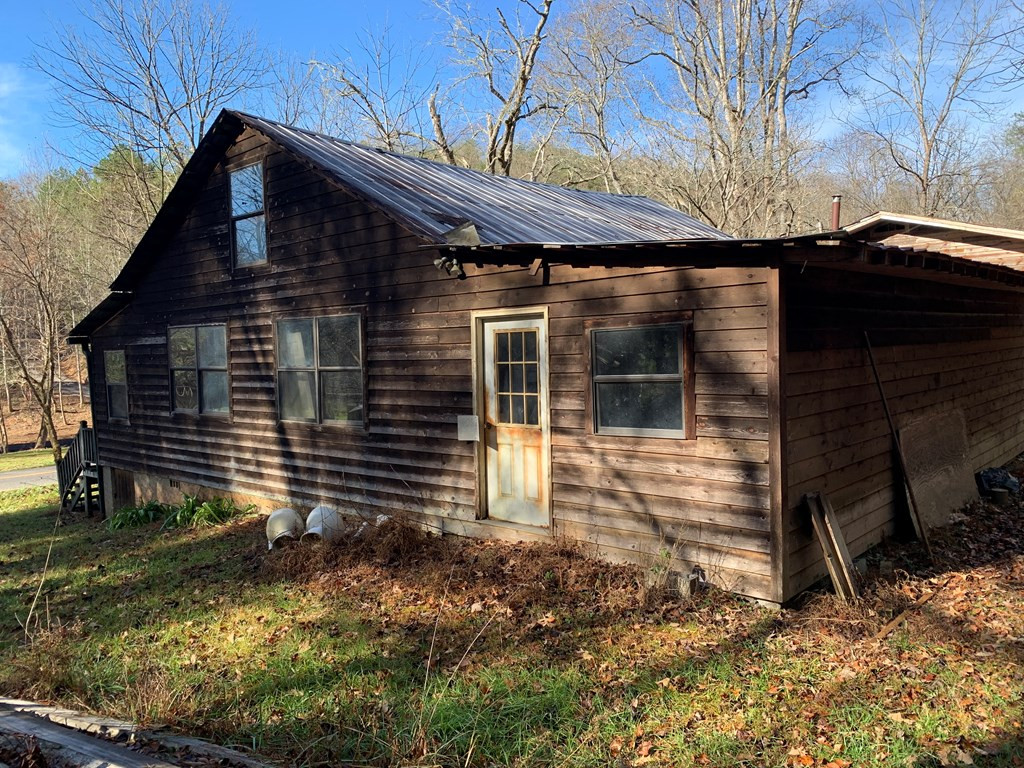 1933 Ford Road Property Photo 22