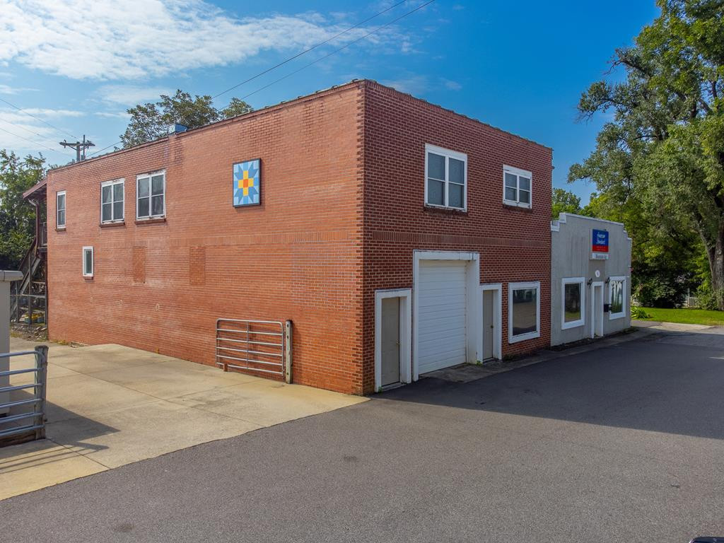 6 Sanderson Street Property Photo 2