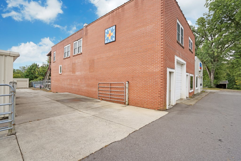 6 Sanderson Street Property Photo 60