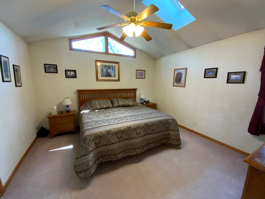 124 Bradford Drive Property Photo 14
