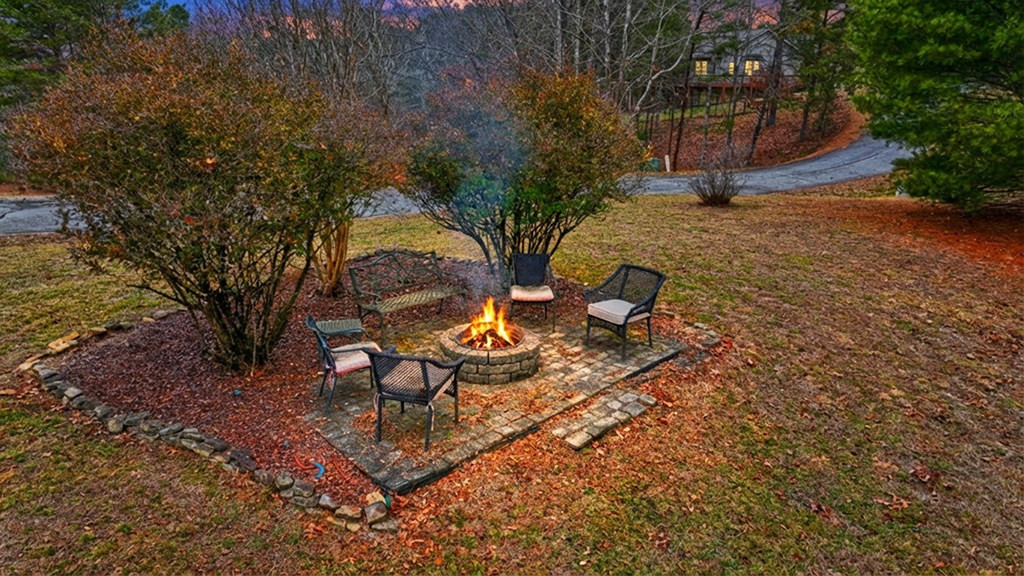 39 Red Bud Lane Property Photo 11