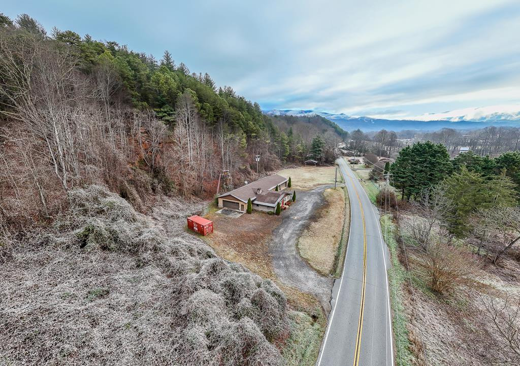 6785 Airport Road Property Photo 35