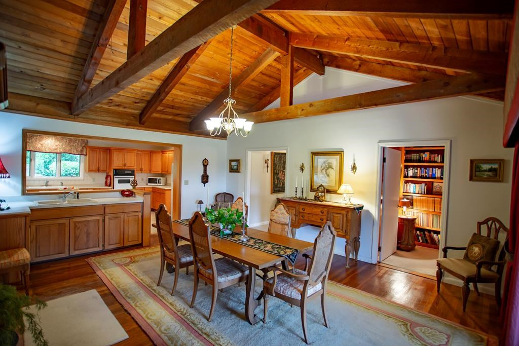 1620 E Buffalo Road Property Photo 4