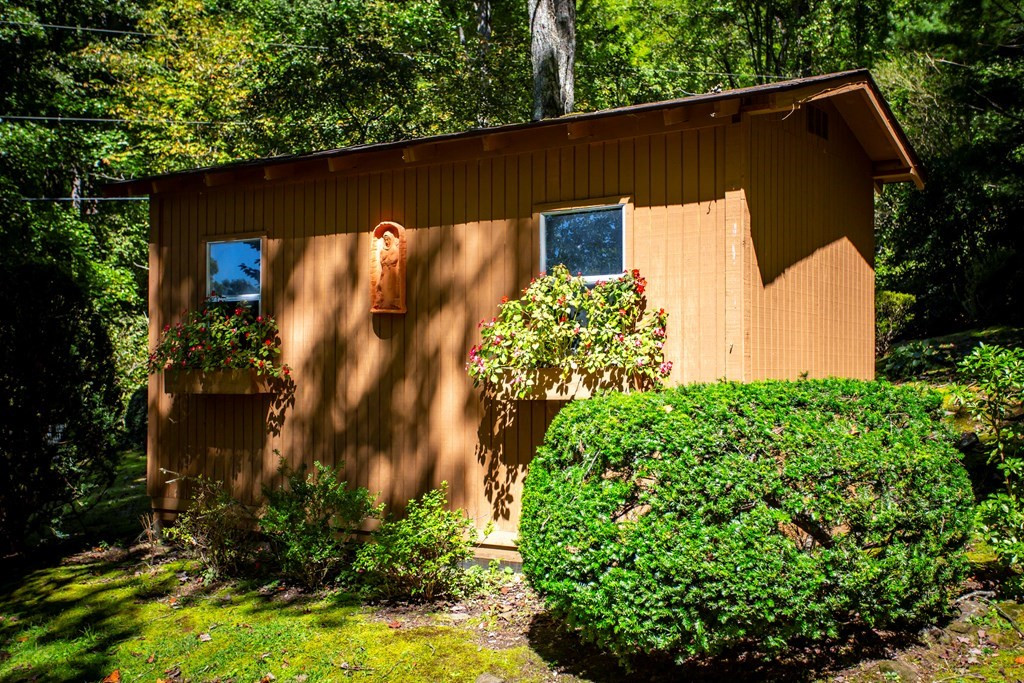 1620 E Buffalo Road Property Photo 36