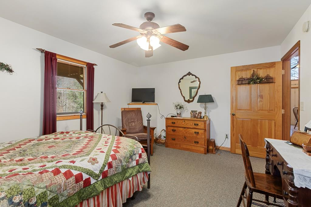 255 Birchwood Circle Property Photo 32