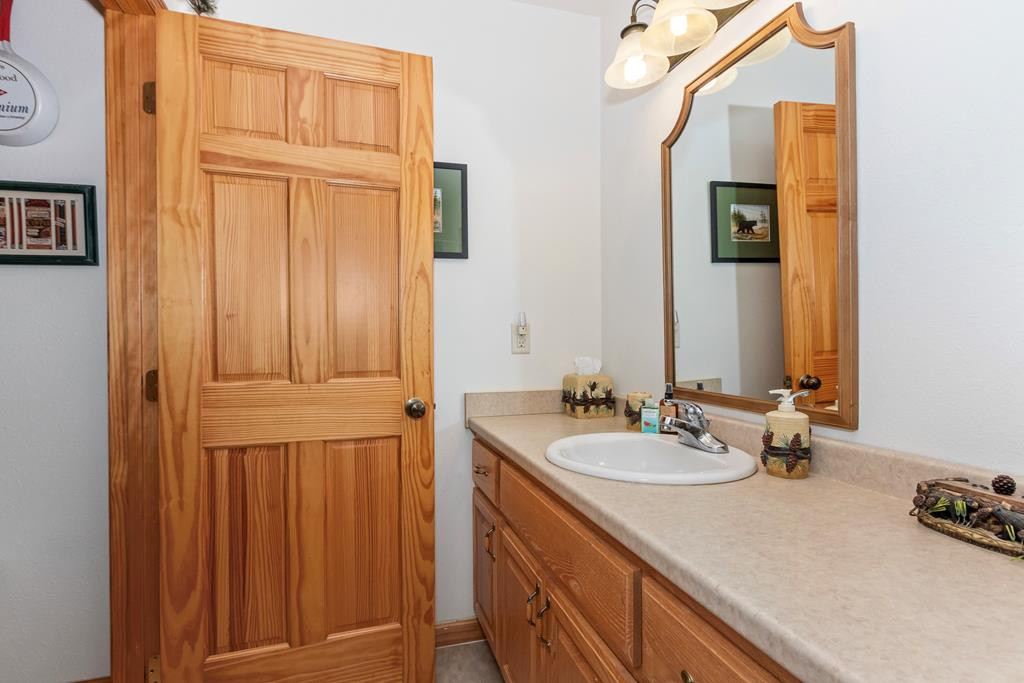 255 Birchwood Circle Property Photo 35