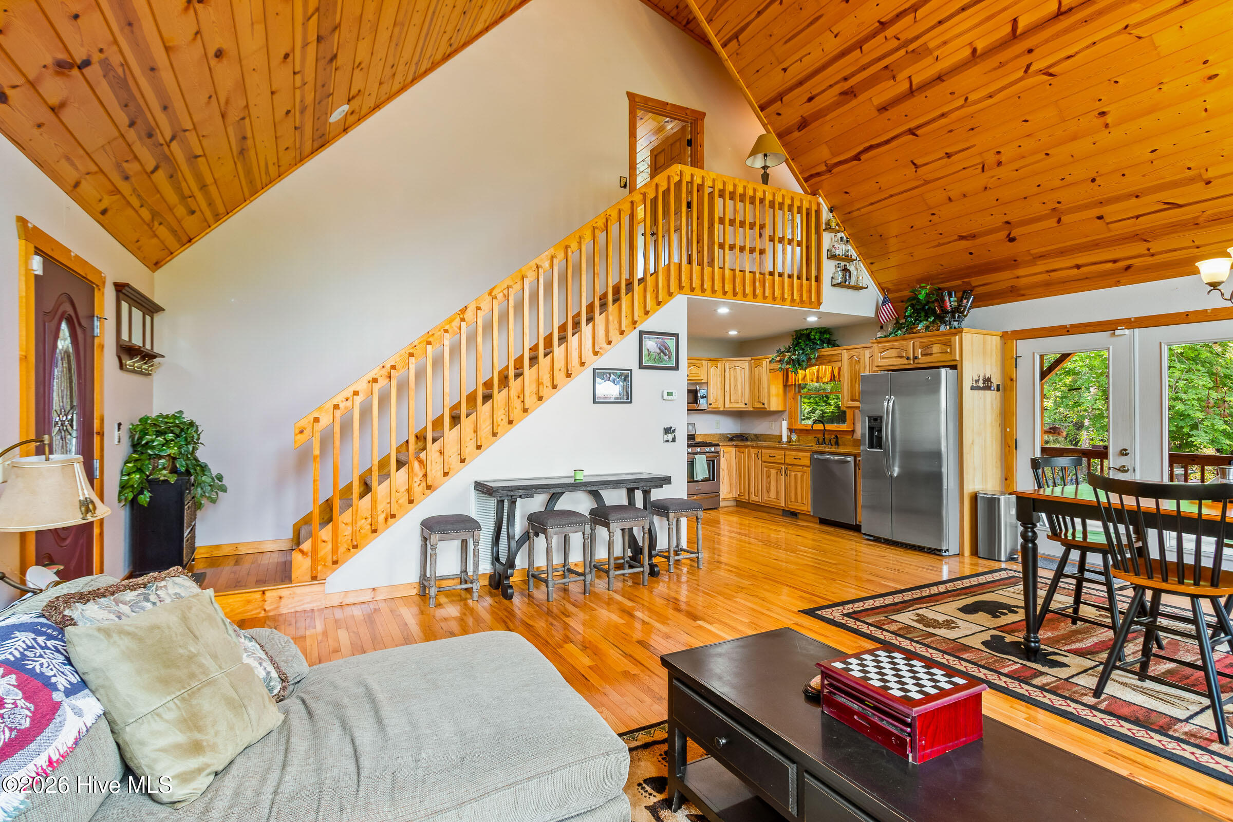 64 Canoe Bend Property Photo 13