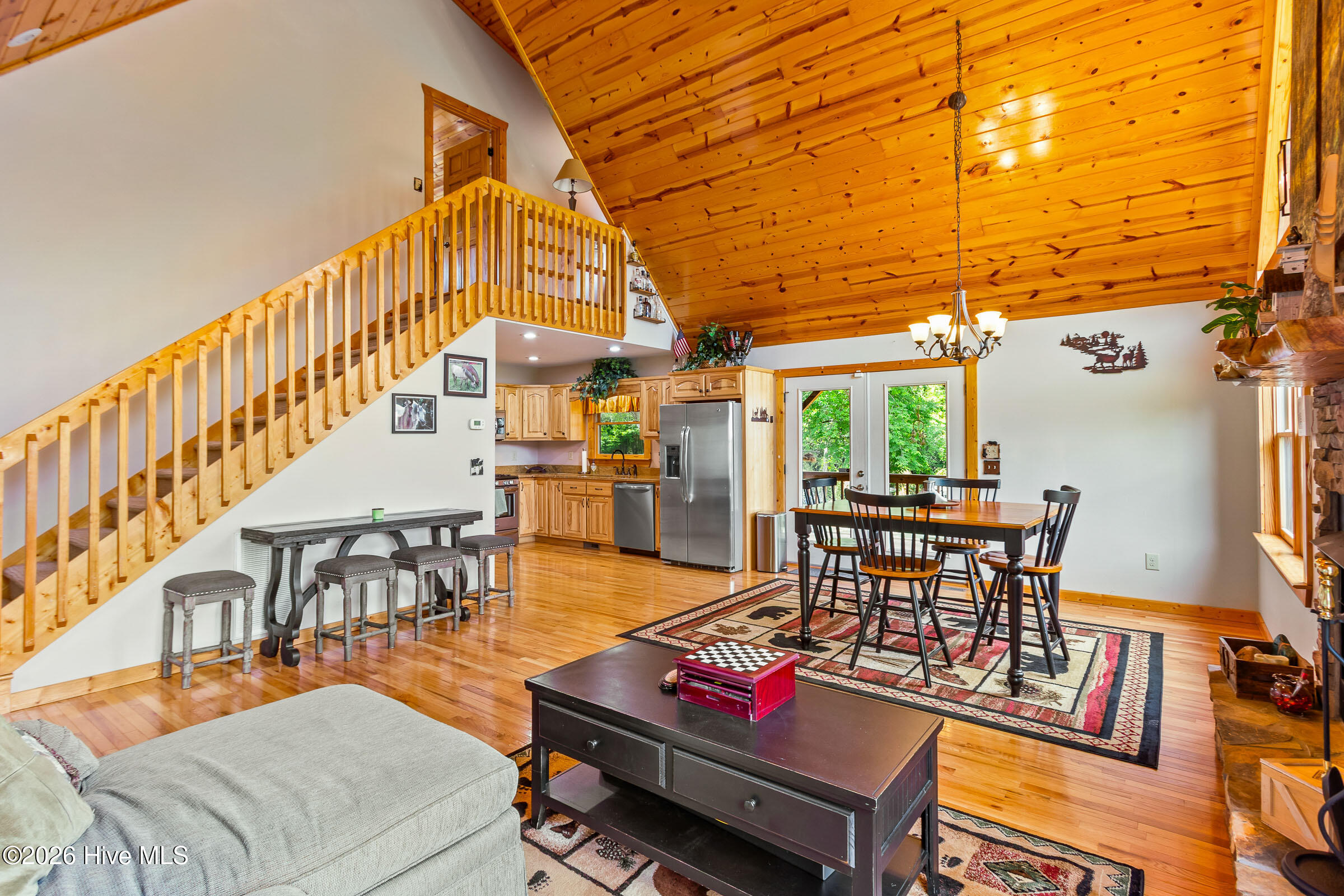 64 Canoe Bend Property Photo 14