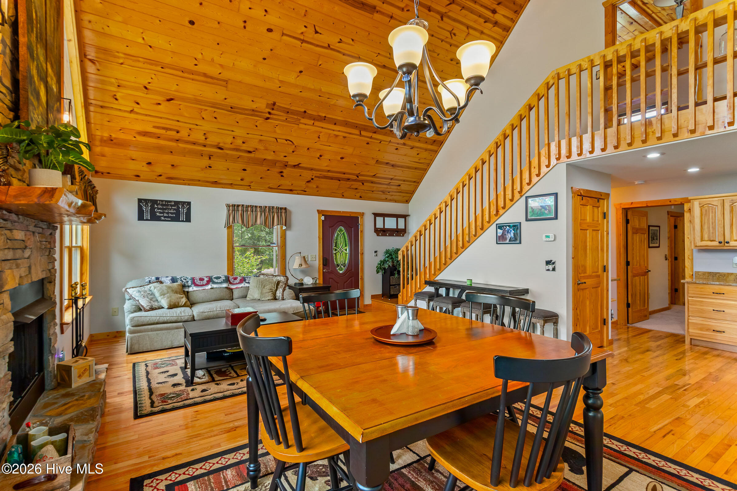 64 Canoe Bend Property Photo 16