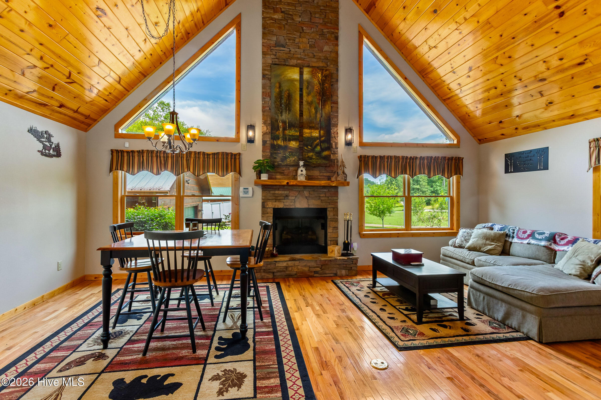 64 Canoe Bend Property Photo 17