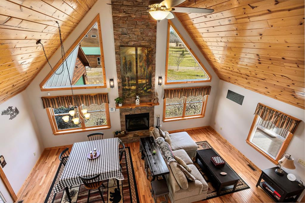 64 Canoe Bend Property Photo 39