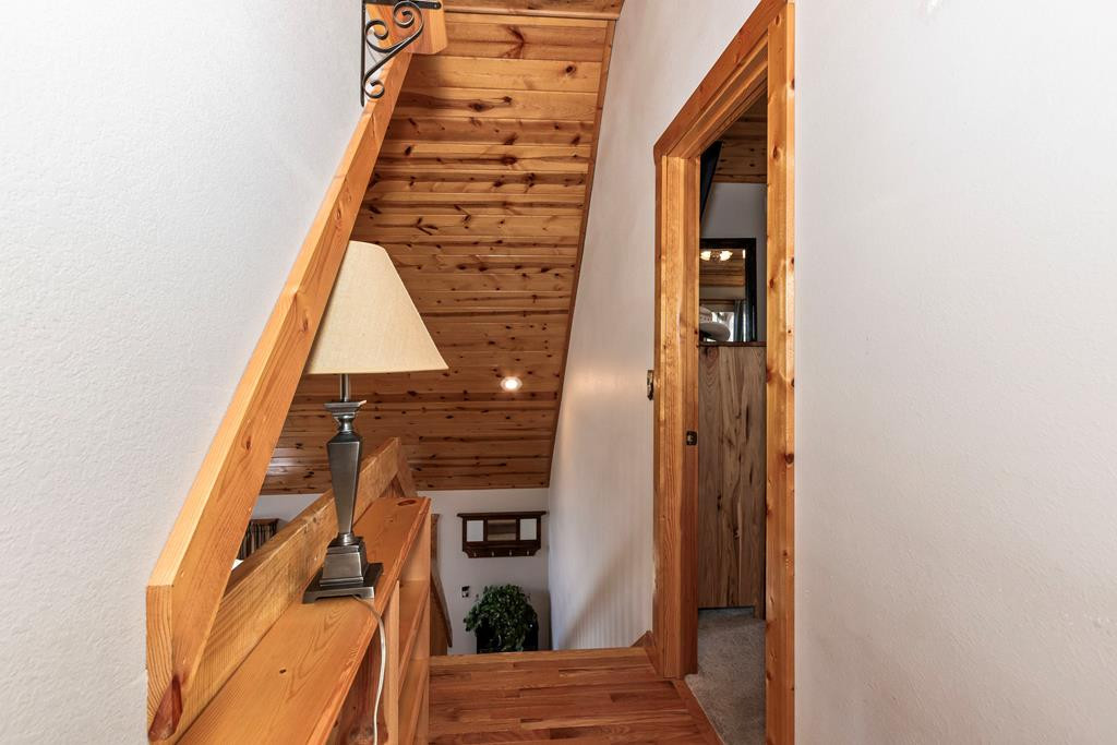 64 Canoe Bend Property Photo 41