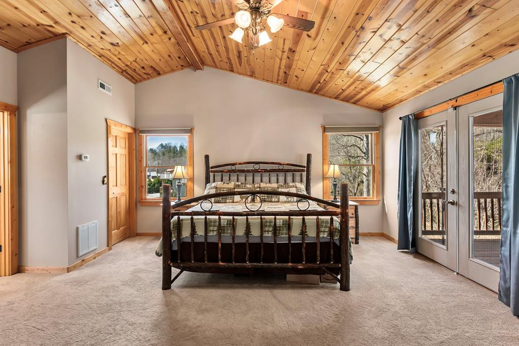 64 Canoe Bend Property Photo 43